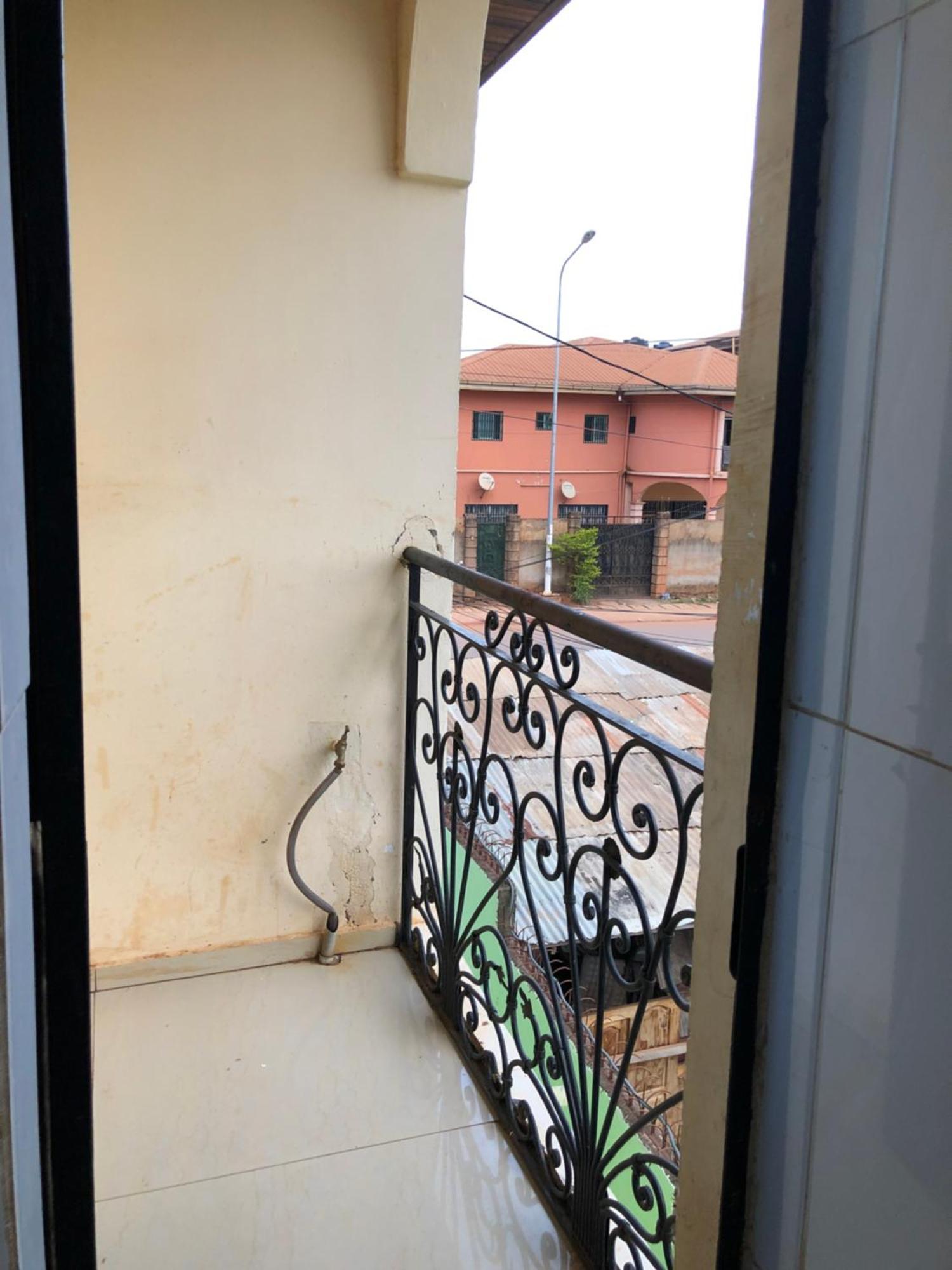 Appartement Moderne De 120M2, Dote De Cameras De Surveillance, Quartier Residentiel, Nkomo Maetur, Yaounde Bagian luar foto