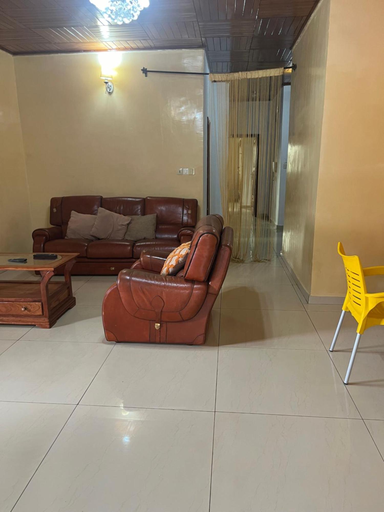 Appartement Moderne De 120M2, Dote De Cameras De Surveillance, Quartier Residentiel, Nkomo Maetur, Yaounde Bagian luar foto